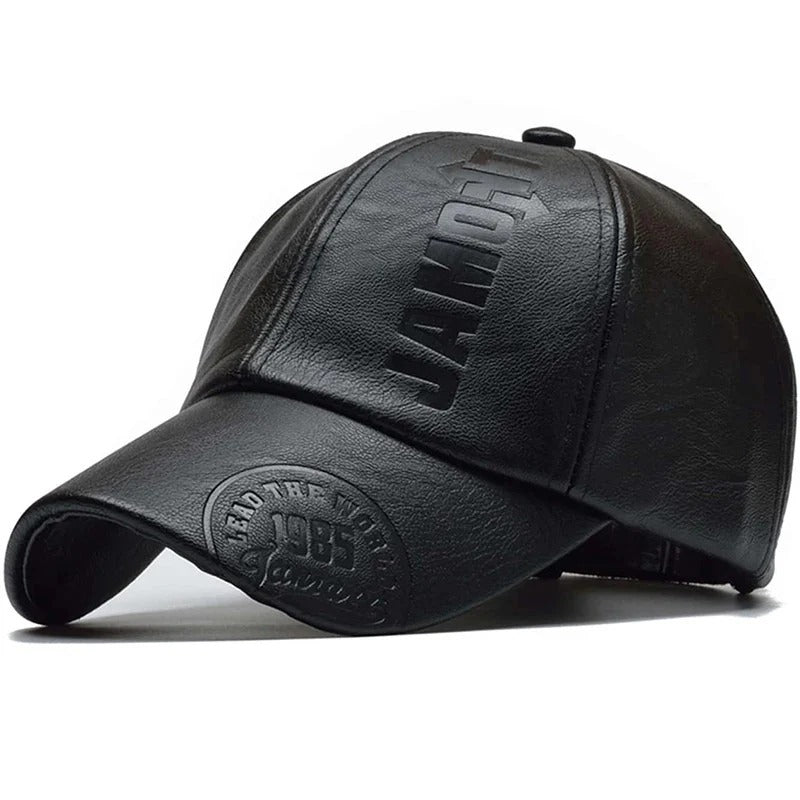 🧢 Casquette en Cuir Imperméable – L’Arme Stylée Contre la Pluie à Libreville 🇬🇦